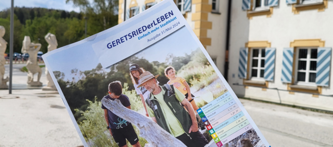 Die neue Ausgabe des Stadtblatts GERETSRIEDerLEBEN | © Stadt Geretsried